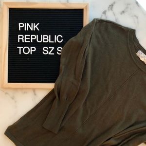 Olive Green 3/4 Sleeve Sweater! 💚